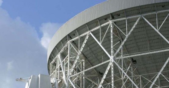 Picture of the Lovell Telescope at Jodrell Bank Discovery Centre